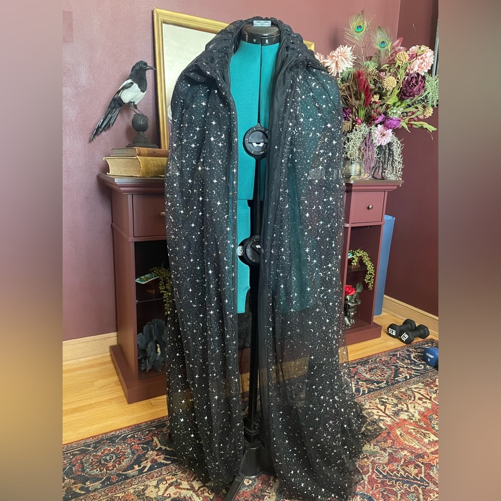 Celestial cape